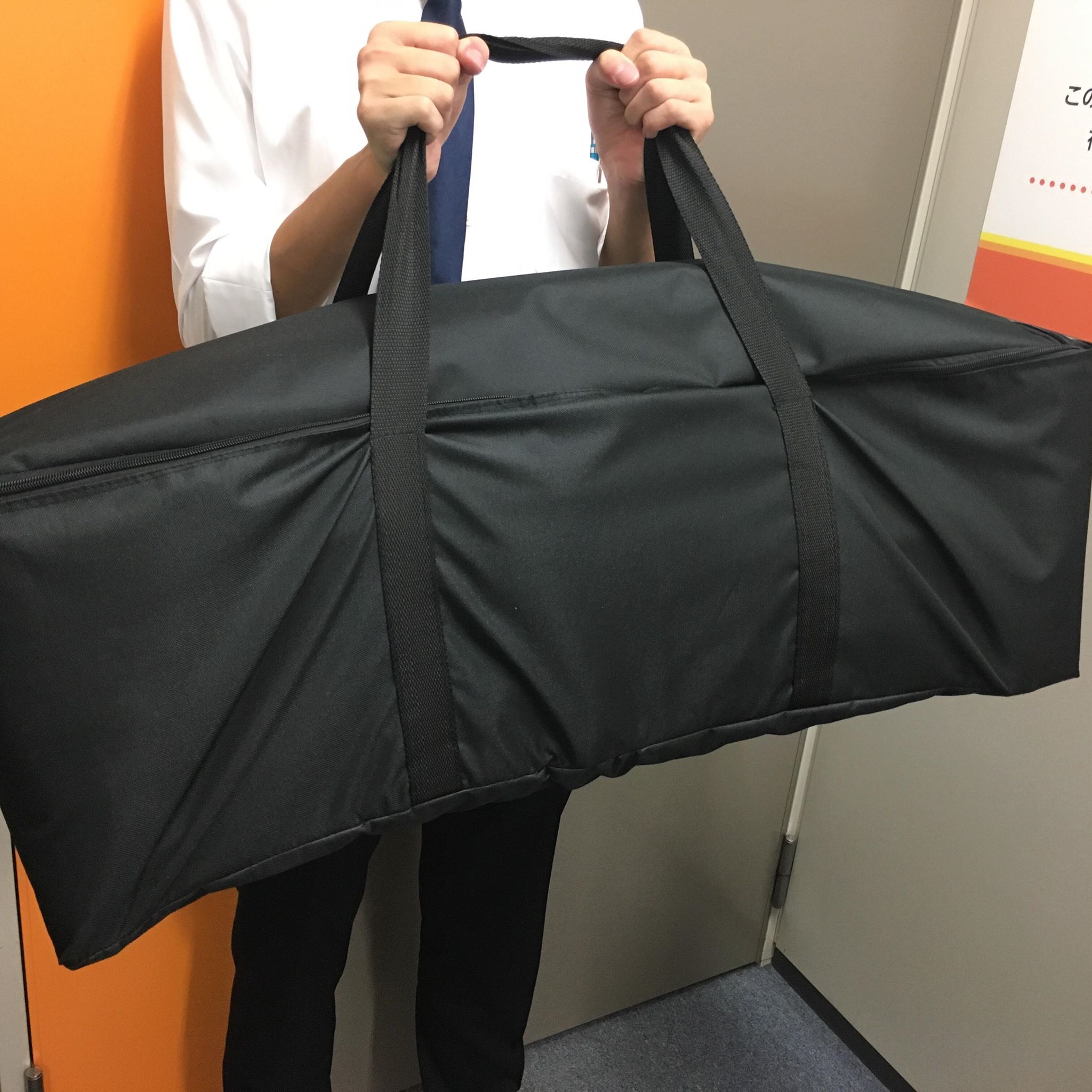 バックパネル収納袋